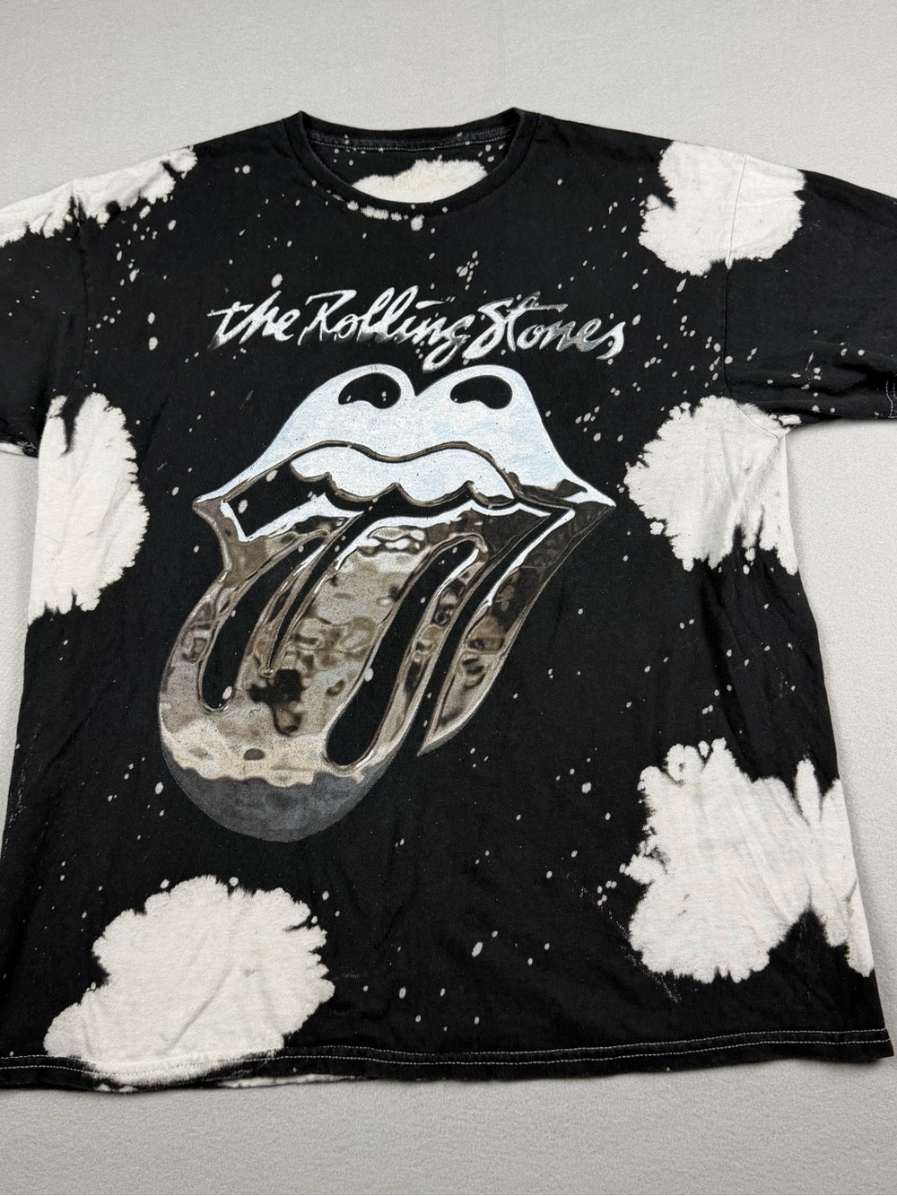 Rolling stones Black & White Tie-Dye Rolling Stones Tongue Graphic Tee